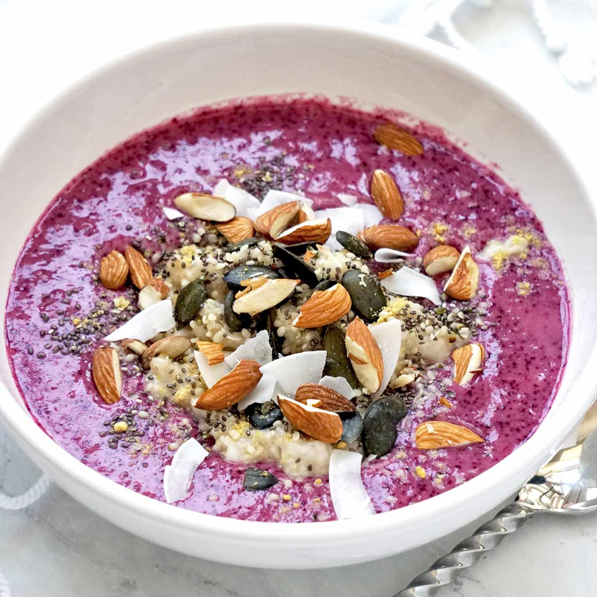 oatmeal berry smoothie bowl vegan gluten free