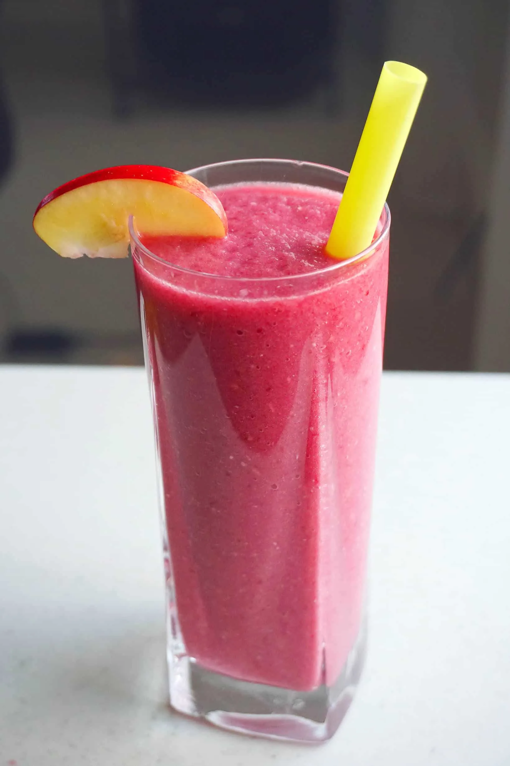 Apple Pomegranate Smoothie - a healthy meal replacement smoothie recipe perfect for breakfast or a snack for your clean eating diet.