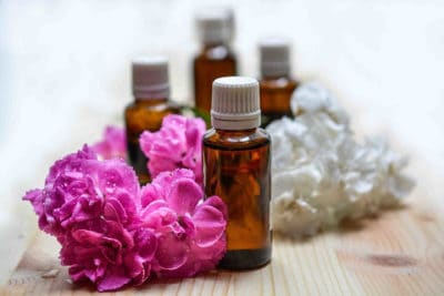 get rid of period cramps wth essential oils