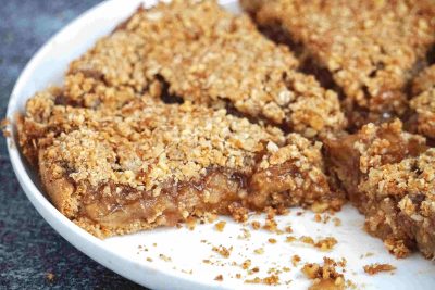 Gluten free Dutch Apple Pie Vegan with crumble topping