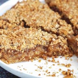 Gluten free Dutch Apple Pie Vegan with crumble topping