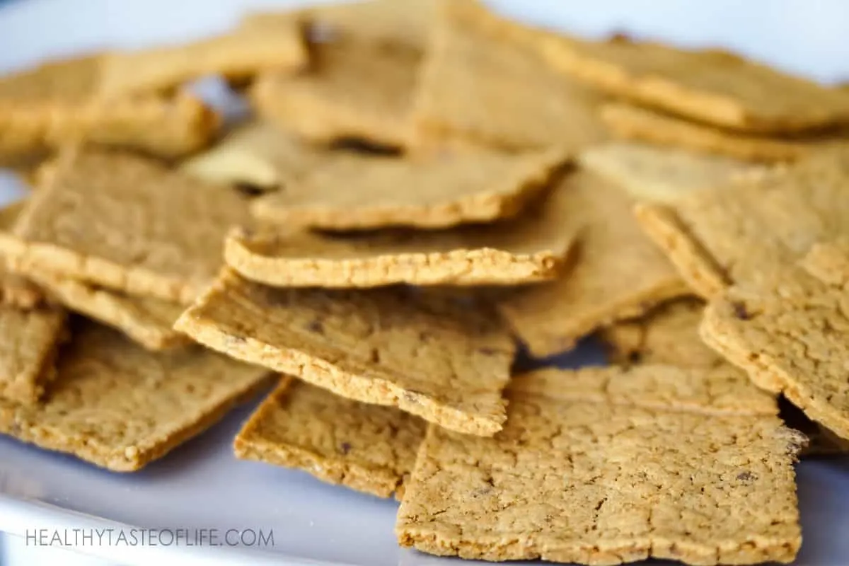 Looking for split pea recipes that are not soup? Then try these split pea crackers with flax and sesame seeds. Video Recipe Available  #splitpeas #crackers #glutenfree #vegan #peacrackers #splitpearecipes