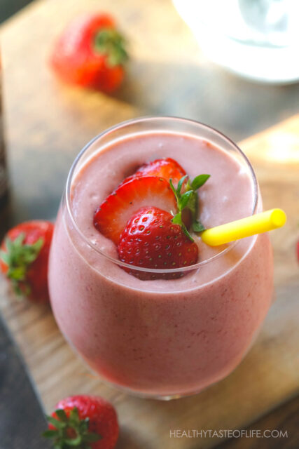 Strawberry Banana Milkshake + Video, DF Version | Healthy Taste Of Life