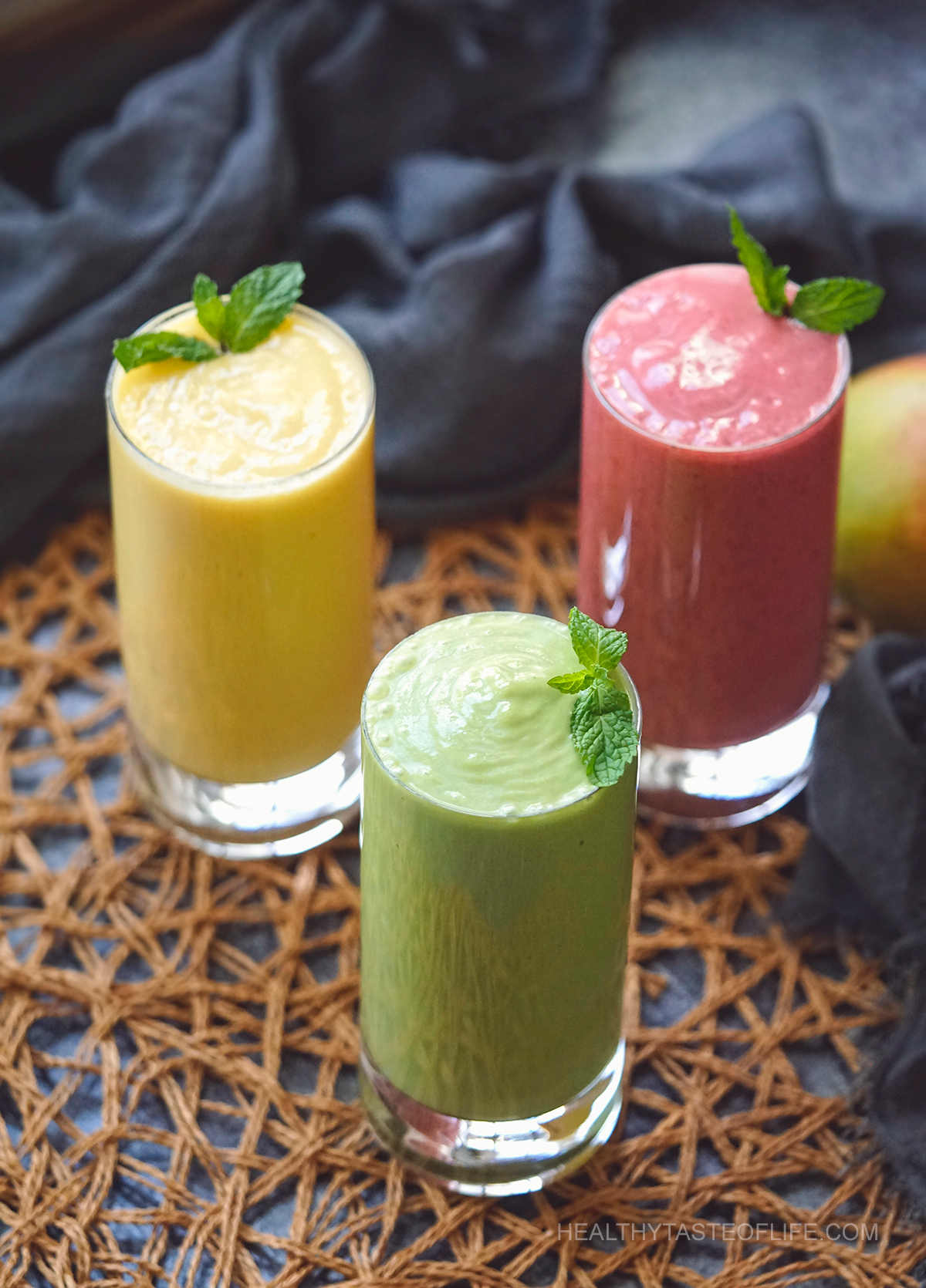 3 Versions of making smoothies with mango and pineapple.