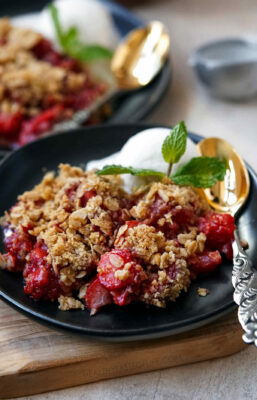 Strawberry Crumble Recipe, Deliciously Crispy | Healthy Taste Of Life