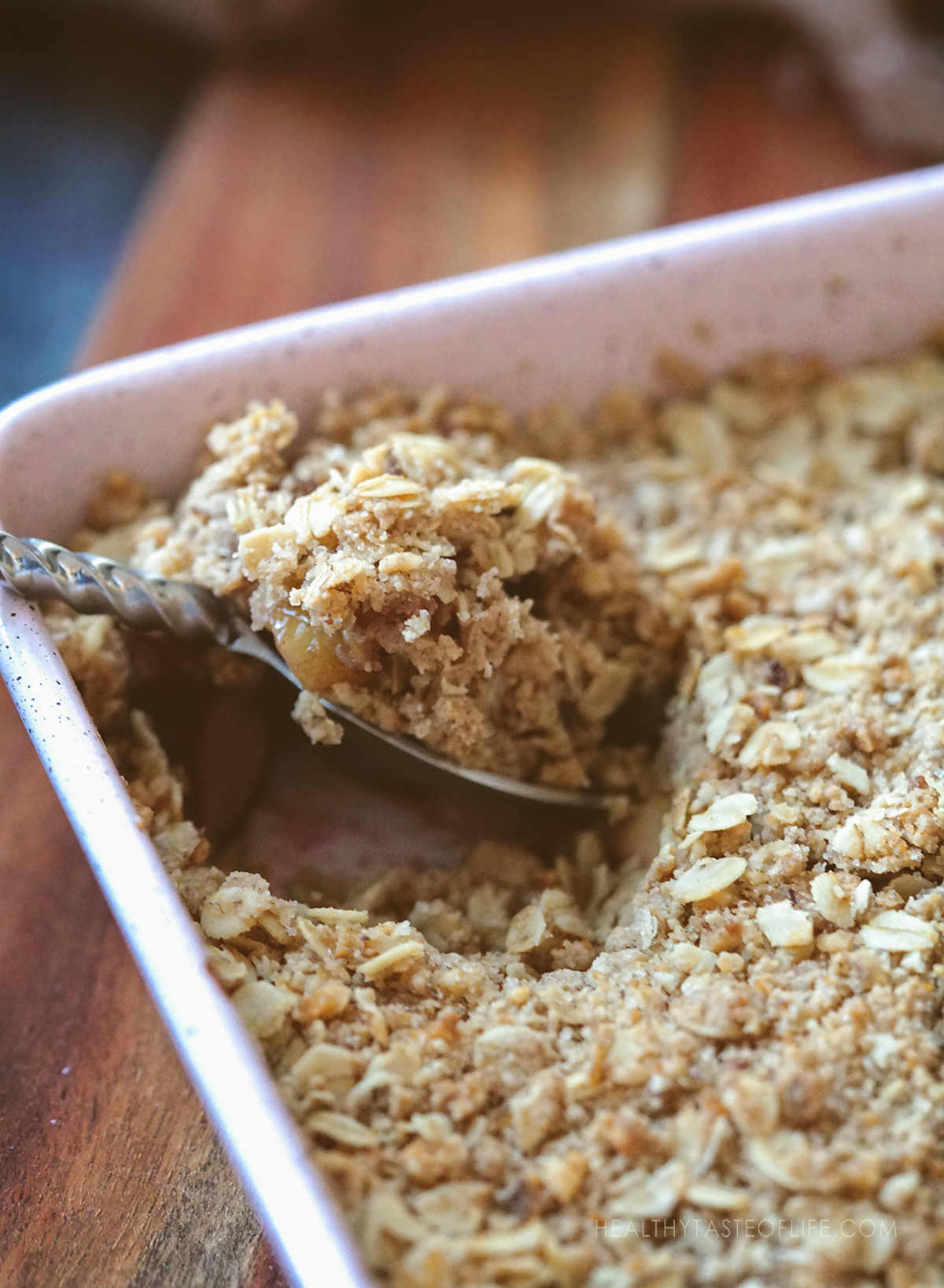 Baked oat crumble topping.