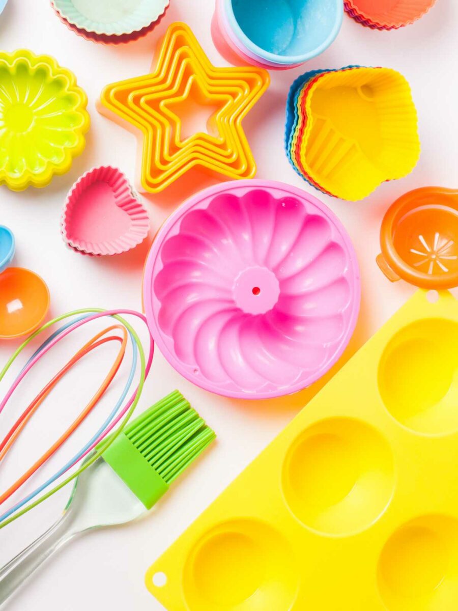 Top Best Non-Toxic Bakeware, Baking Sheets and Pans (Safe Materials)