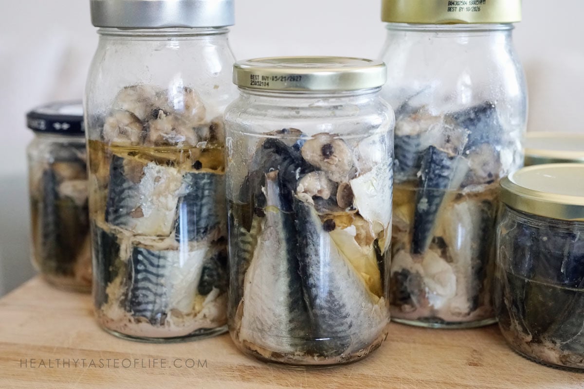 oven slow-cooked mackerel in jars